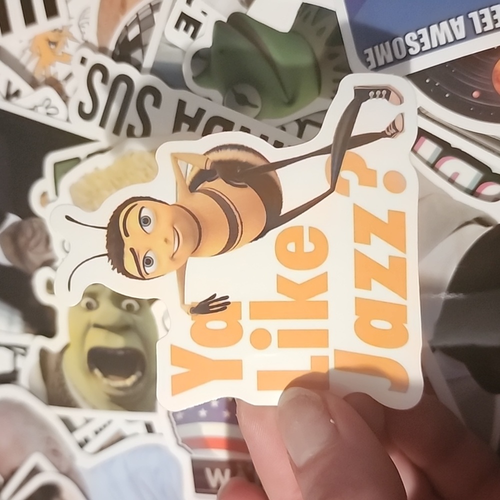 10/$10 Bee Movie Vinyl Sticker